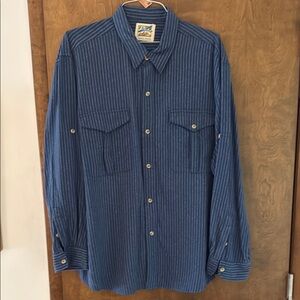 TravelSmith Navy Pinstripe Casual Shirt